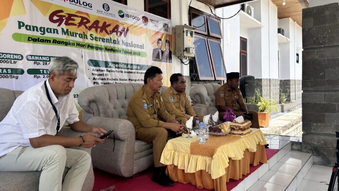 IMG_9872 Staf Ahli Gubernur Malut Mulyadi Wowor, Kepala Dinas Pangan Dheni Tjan, Karo Adpim Rahwan K. Suamba, dan Kepala Bulog Ternate menghadiri GPM, di Sofifi, Senin, (16/10) (Foto: WS/RD)